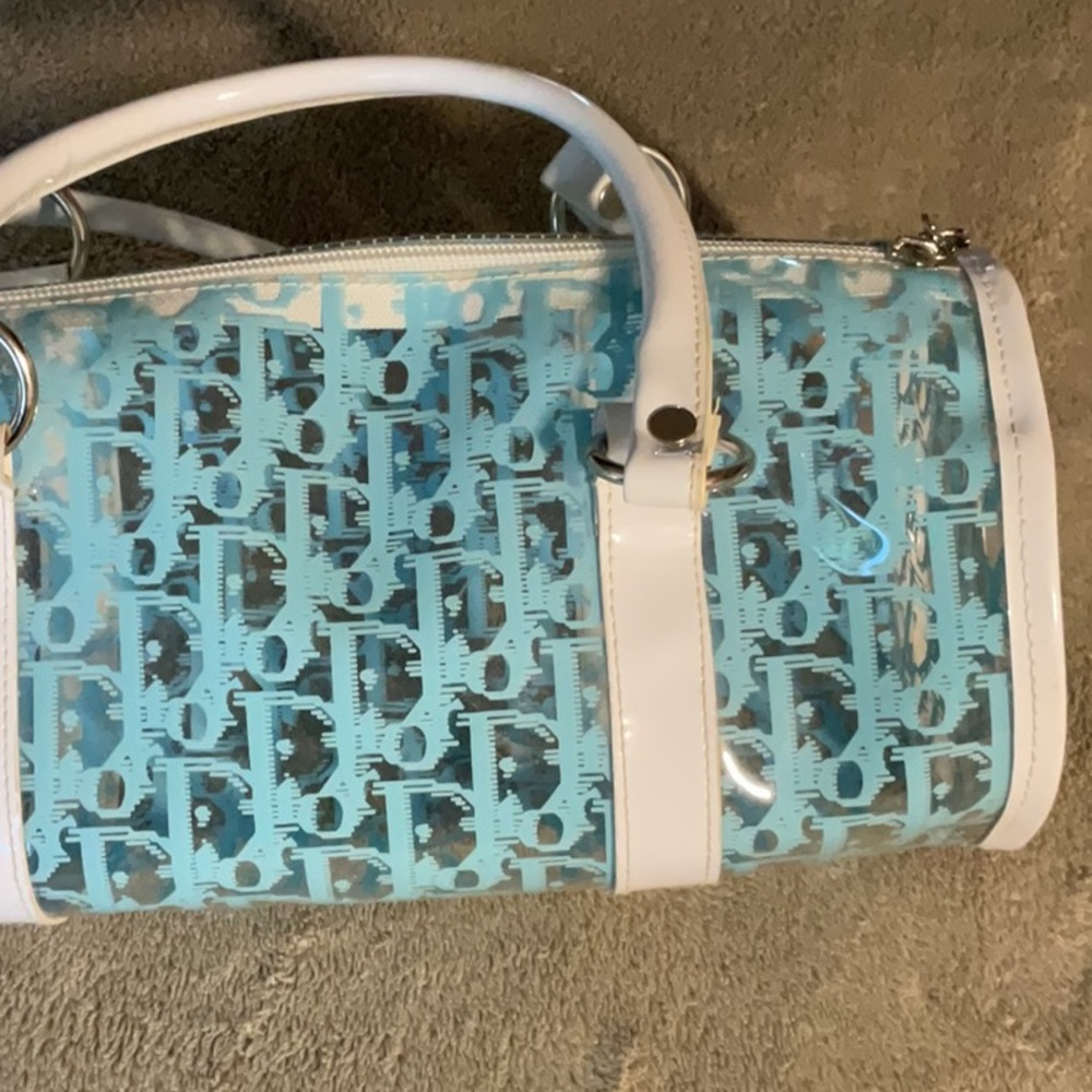 Trendy Clear Blue White Cosmetic Stadium Bag with Vintage Charm - Picture 3 of 9